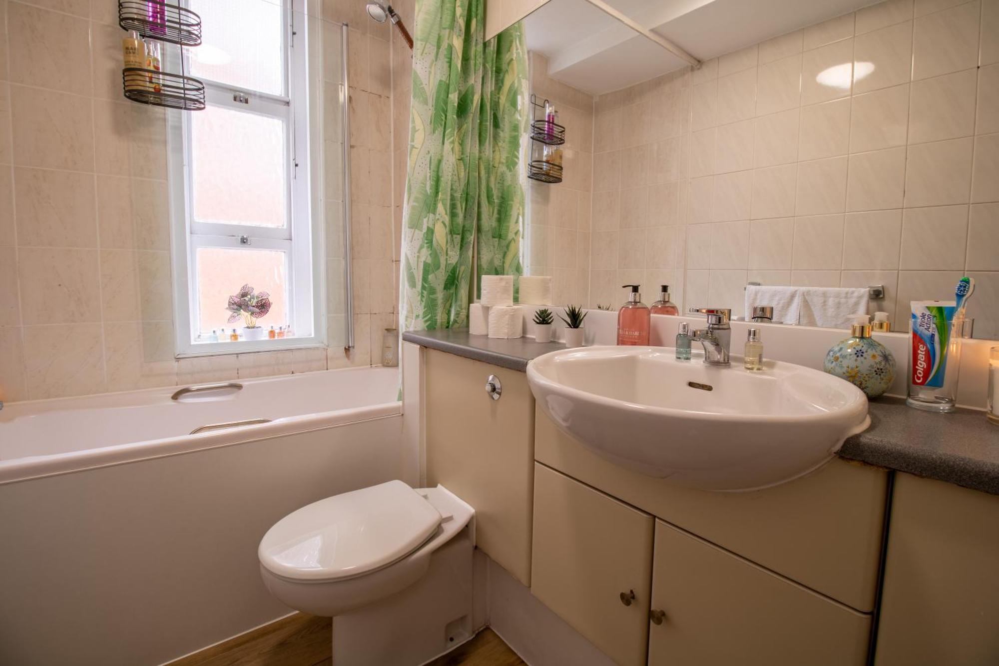Cosy 2-Bedroom Apartment In Mayfair 8Cb - 4Th Floor No Elevator Londres Exterior foto